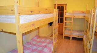 Хостел Baikal.OK Иркутск Кровать в общем номере для мужчин и женщин с 8 кроватями-4